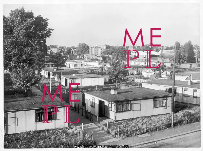 : PREFABRICATED HOUSING : PREFABRICATED HOUSING