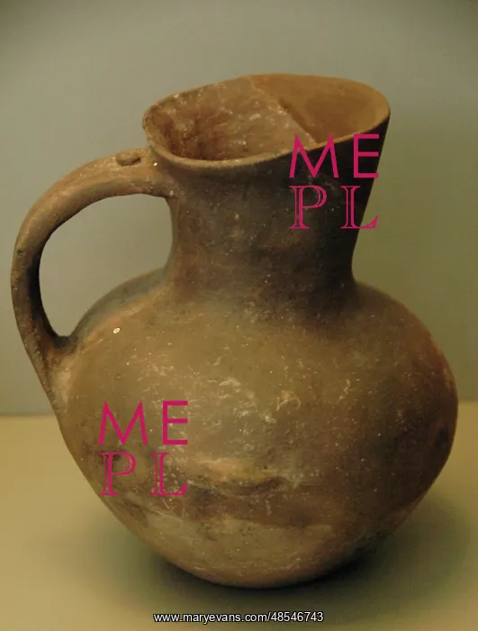 : Prehistoric Art. Early Bronze Age. Handmade Jar of clay with : Prehistoric Art. Early Bronze Age. Handmade Jar of clay with