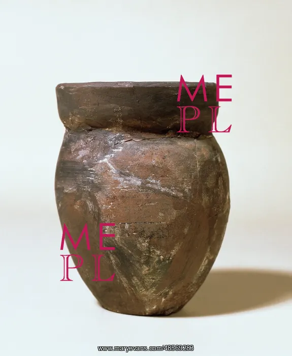 : Prehistory. Iron Age. Pot. Terracota. 7th-6th c. BC. Near Ma : Prehistory. Iron Age. Pot. Terracota. 7th-6th c. BC. Near Ma