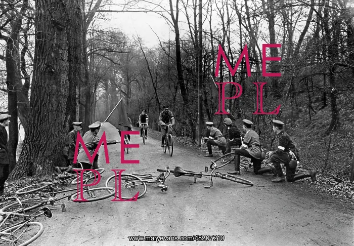 : Premilitary exercise, 1915 : Premilitary exercise, 1915