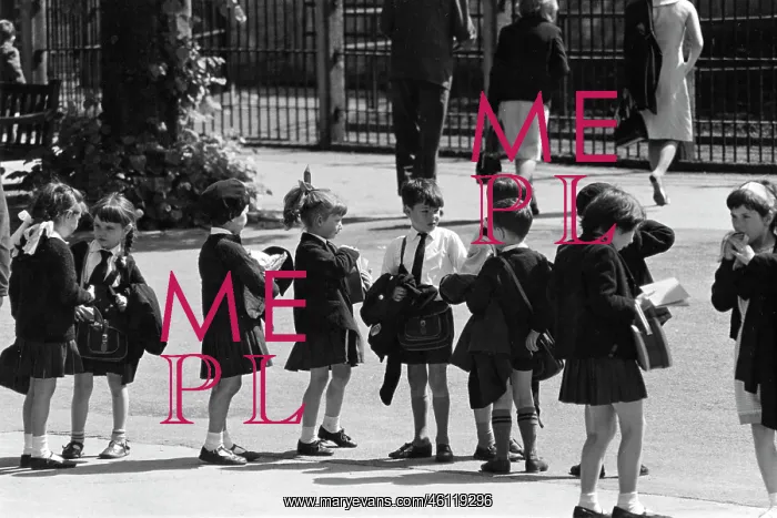 : Prep school children in uniform : Prep school children in uniform