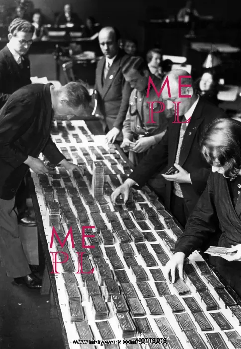 : Preparation of election lists, 1933 : Preparation of election lists, 1933