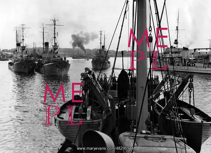 : Preparations for the enterprise Sea Lion, 1940 : Preparations for the enterprise Sea Lion, 1940