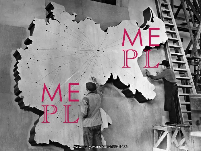: Preparations for the exhibition The Wonder of Life, 1935 : Preparations for the exhibition The Wonder of Life, 1935