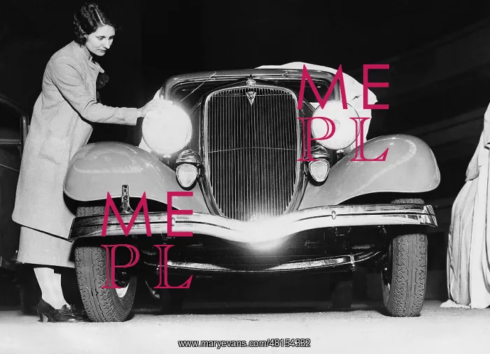 : Preparations for the motor show, 1934 : Preparations for the motor show, 1934