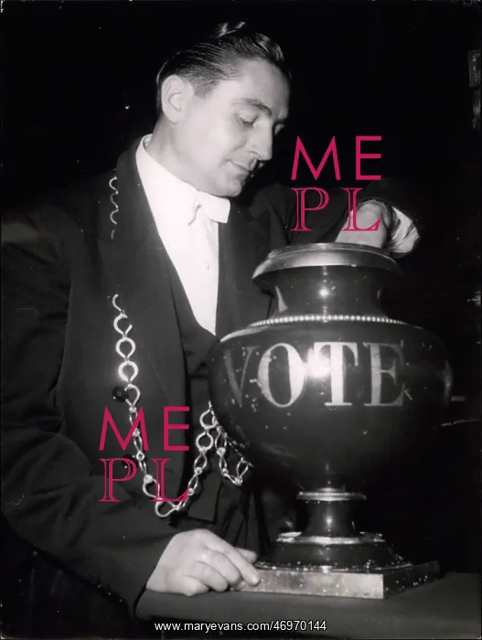 : Preparations for presidential elections, Versailles, Paris : Preparations for presidential elections, Versailles, Paris