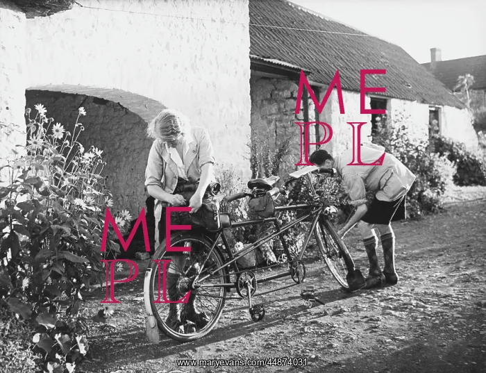 : PREPARING THE TANDEM : PREPARING THE TANDEM