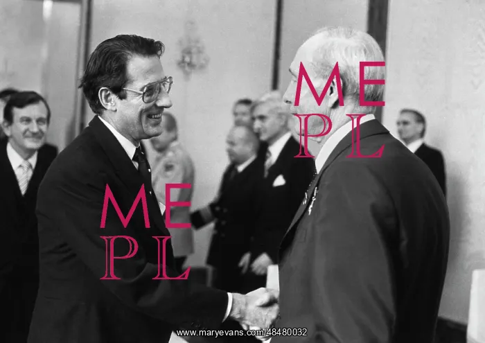 : Presentation of credentials : Presentation of credentials