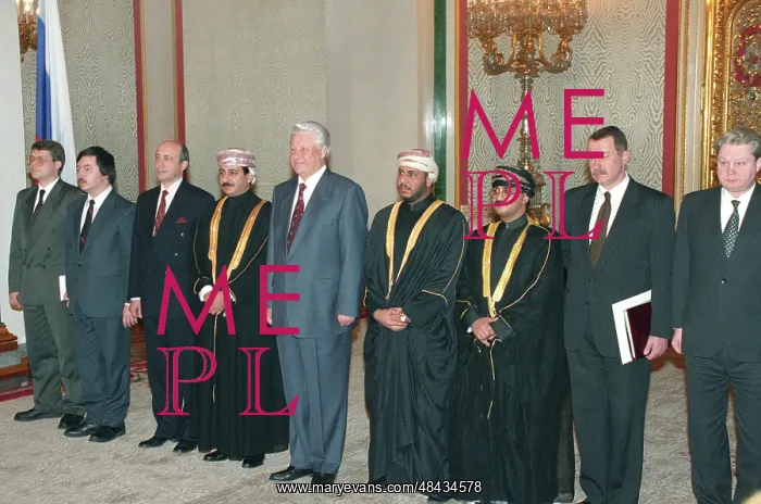 : Presenting of credentials, 1995 : Presenting of credentials, 1995