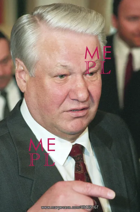 : Presenting of credentials, 1995 : Presenting of credentials, 1995