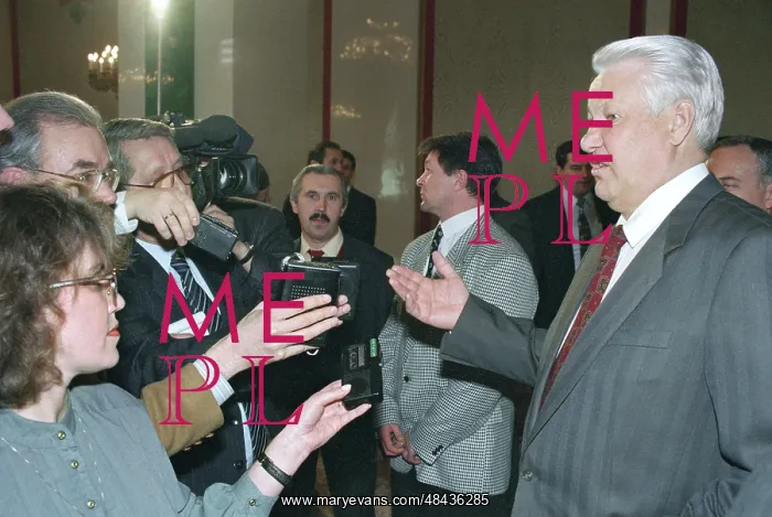 : Presenting of credentials, 1995 : Presenting of credentials, 1995
