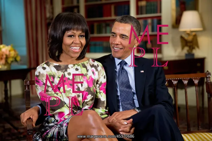 : President Barack and Michelle Obama in the Library : President Barack and Michelle Obama in the Library