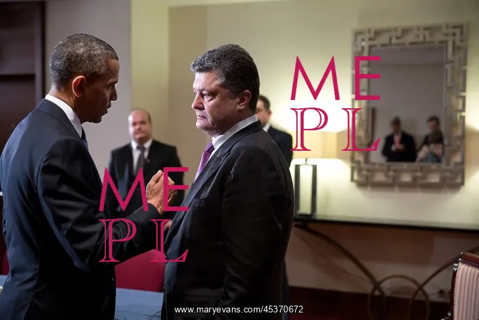 : President Barack Obama talks with President-elect : President Barack Obama talks with President-elect