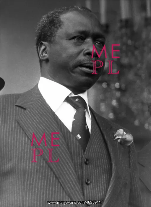 : President Daniel Arap Moi of Kenya in Paris : President Daniel Arap Moi of Kenya in Paris