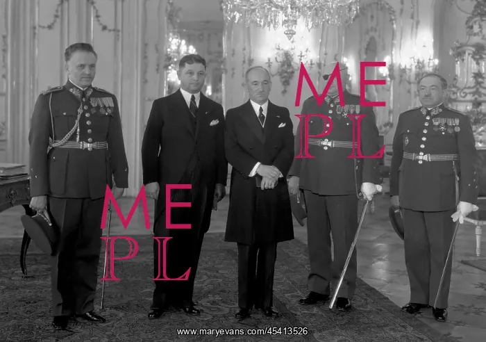  : President Edvard Benes with General Syrovy and others