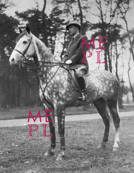 : President Edvard Benes horseback riding : President Edvard Benes horseback riding