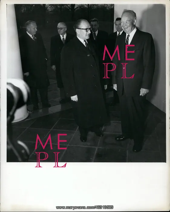 : President Eisenhower and Guy Mollet in Washington : President Eisenhower and Guy Mollet in Washington