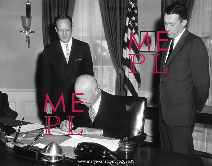 : President Eisenhower signing the Civil Rights Bill : President Eisenhower signing the Civil Rights Bill
