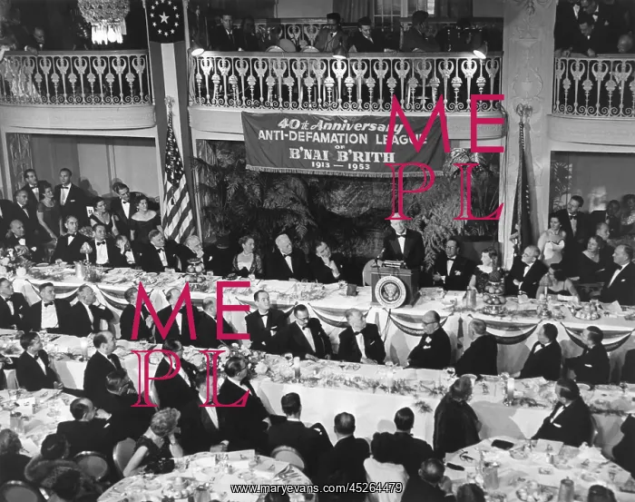 : President Eisenhower speaks at the B'nai B'rith : President Eisenhower speaks at the B'nai B'rith