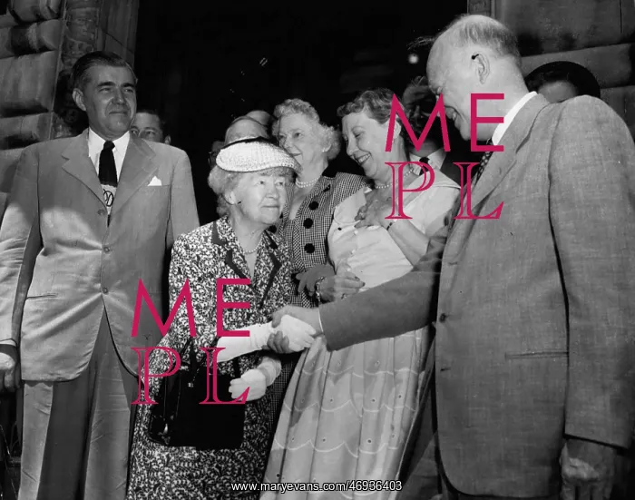 : President Eisenhower and wife, and Mrs Dwight Morrow : President Eisenhower and wife, and Mrs Dwight Morrow