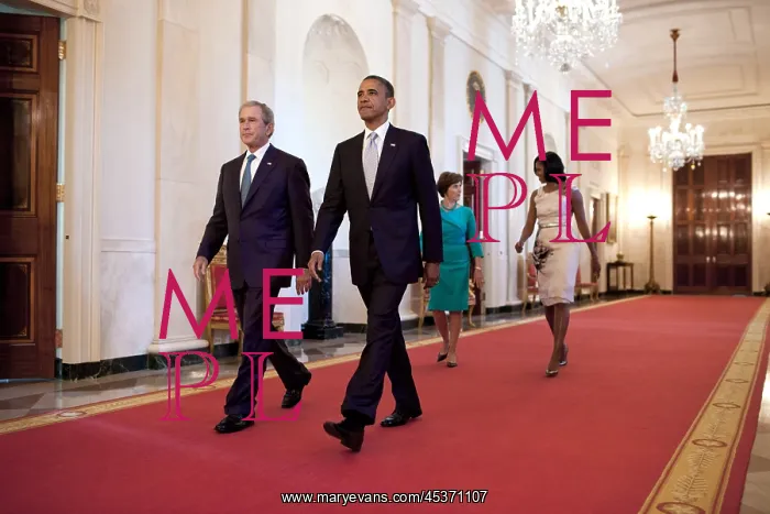 : President and First Lady hosted a ceremony to unveil : President and First Lady hosted a ceremony to unveil