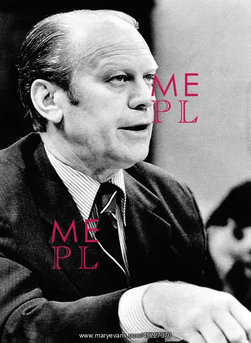 : President Ford defends his full and unconditional ? : President Ford defends his full and unconditional ?