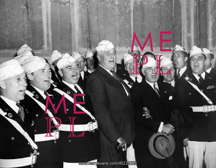 : President Franklin Roosevelt singing Home ? : President Franklin Roosevelt singing Home ?