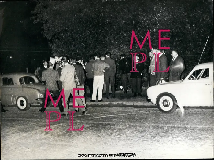 : President de Gaulle, assassination attempt : President de Gaulle, assassination attempt