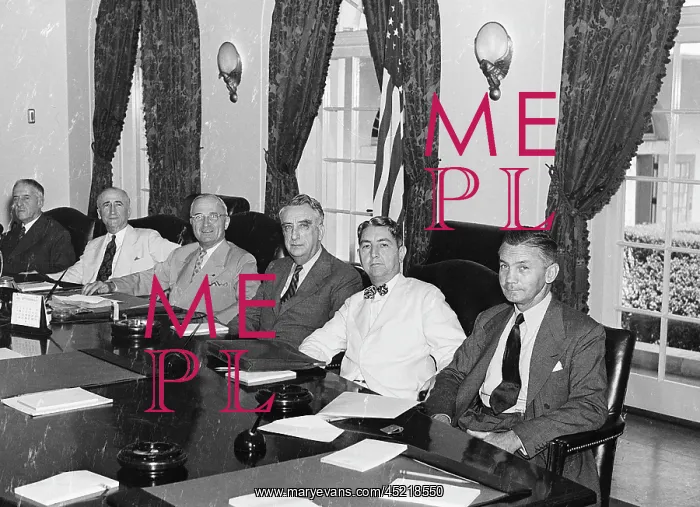 : President Harry S. Truman with his cabinet. ? : President Harry S. Truman with his cabinet. ?