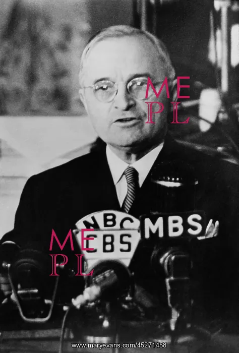 : President Harry Truman addressing a joint session : President Harry Truman addressing a joint session