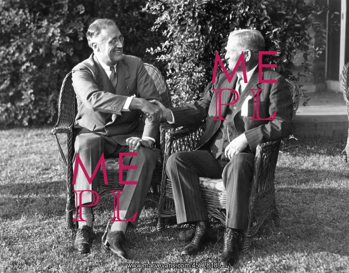 : President Herbert Hoover speaking at Gettysburg ? : President Herbert Hoover speaking at Gettysburg ?