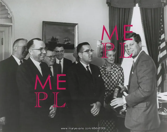 : President Kennedy presenting the First Volumes : President Kennedy presenting the First Volumes