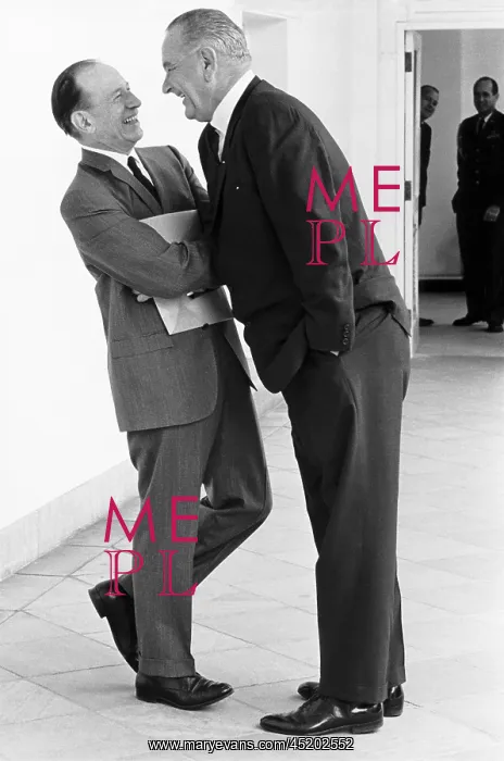 : President Lyndon Johnson bends into the ? : President Lyndon Johnson bends into the ?