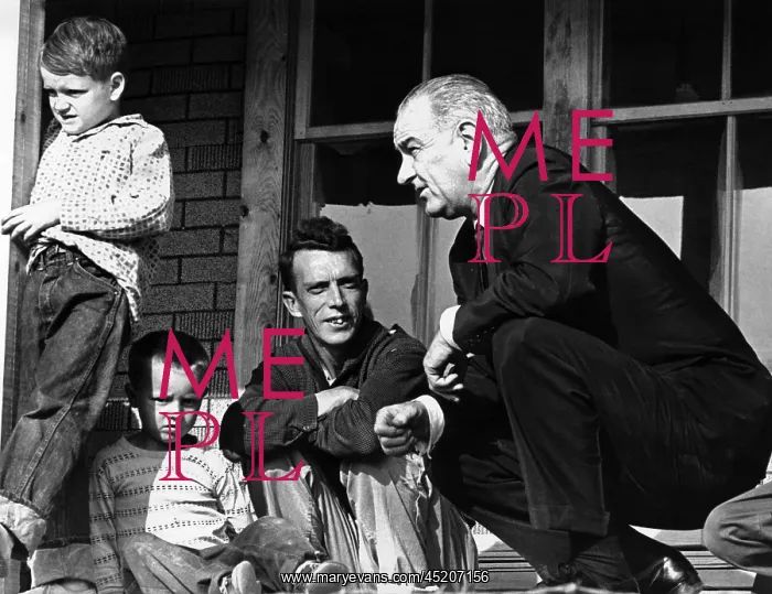 : President Lyndon Johnson in conversation ? : President Lyndon Johnson in conversation ?