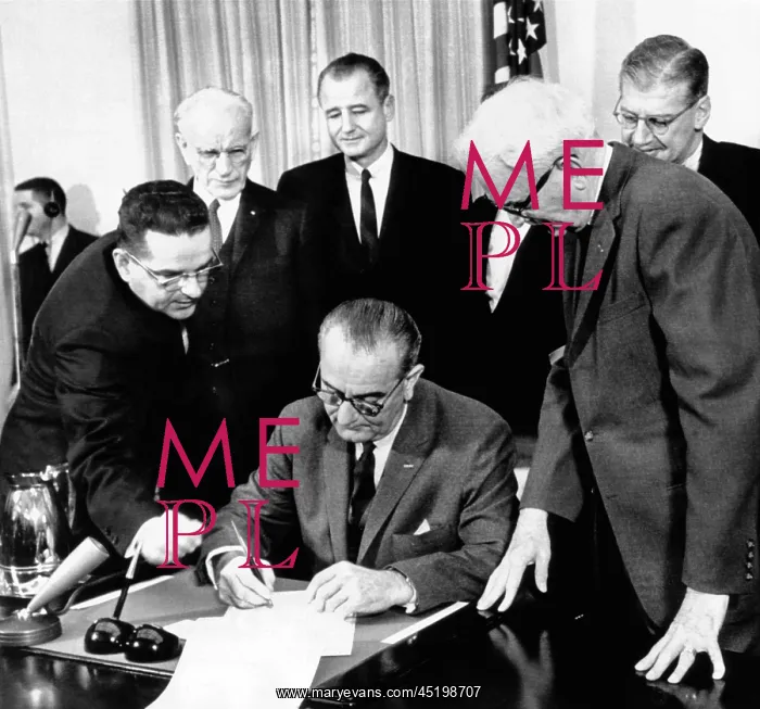 : President Lyndon Johnson signs the 24th ? : President Lyndon Johnson signs the 24th ?