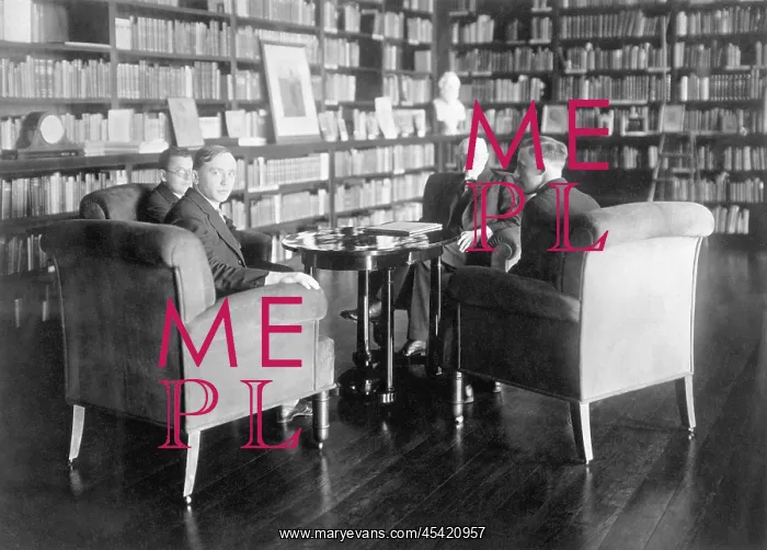 : President Masaryk (third from the left) with members : President Masaryk (third from the left) with members
