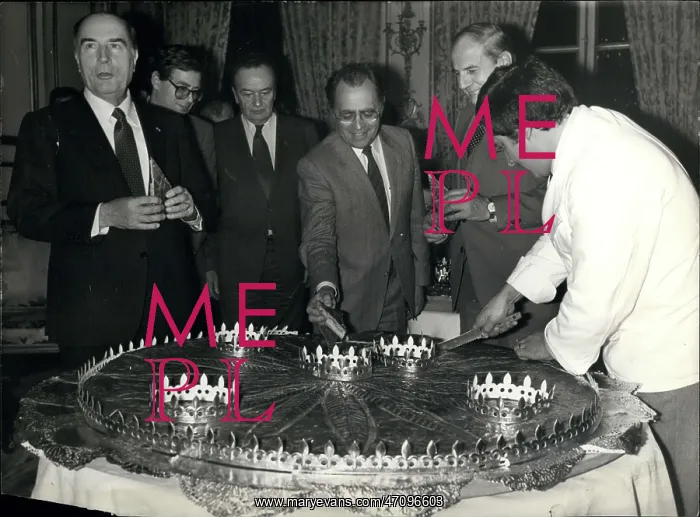 : President Mitterand with giant traditional king cake : President Mitterand with giant traditional king cake