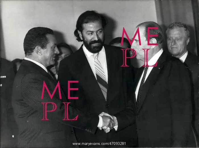 : President Mitterrand and President Mubarak of Egypt : President Mitterrand and President Mubarak of Egypt