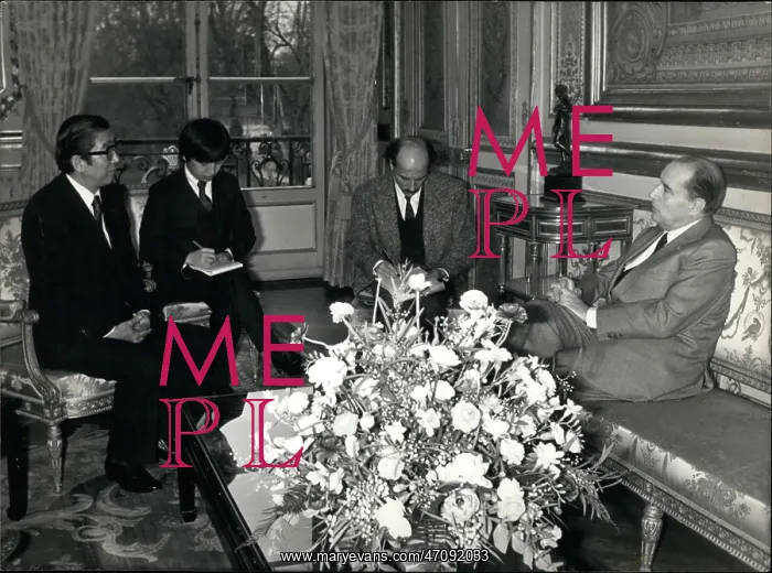  : President Mitterrand and Shintaro Abe of Japan