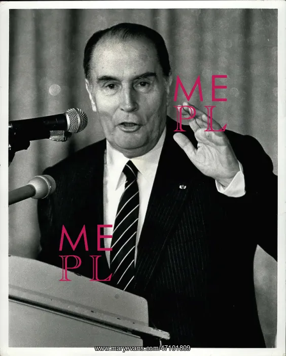 : President Mitterrand speaking in New York, USA : President Mitterrand speaking in New York, USA