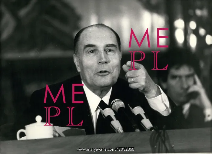 : President Mitterrand speaks in Peking (Beijing), China : President Mitterrand speaks in Peking (Beijing), China
