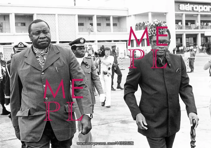 : President Mobutu greets Uganda leader Idi Amin : President Mobutu greets Uganda leader Idi Amin