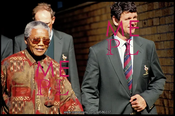 : President Nelson Mandela, accompanied by Morne : President Nelson Mandela, accompanied by Morne