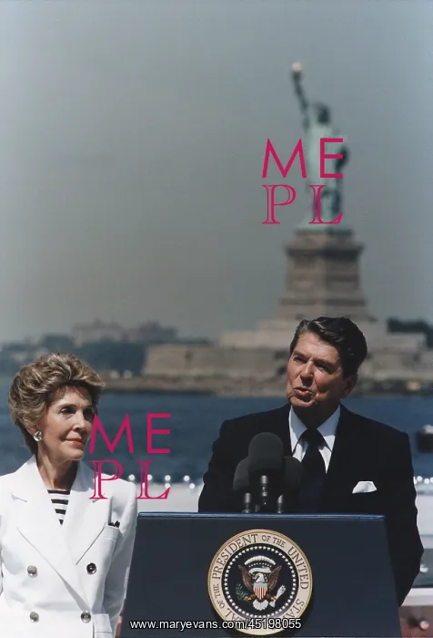 : President Reagan giving a speech on the ? : President Reagan giving a speech on the ?