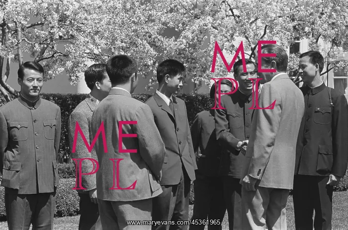 : President Richard Nixon greeting members of the : President Richard Nixon greeting members of the