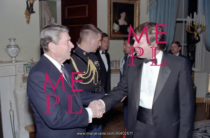 : President Ronald Reagan Shaking Hands with Donald : President Ronald Reagan Shaking Hands with Donald
