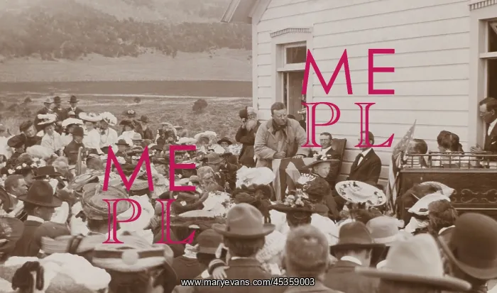 : President Theodore Roosevelt speaking in front of : President Theodore Roosevelt speaking in front of