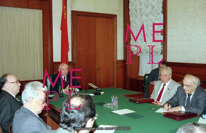 : President of USSR Mikhail Gorbachev to meet heads : President of USSR Mikhail Gorbachev to meet heads