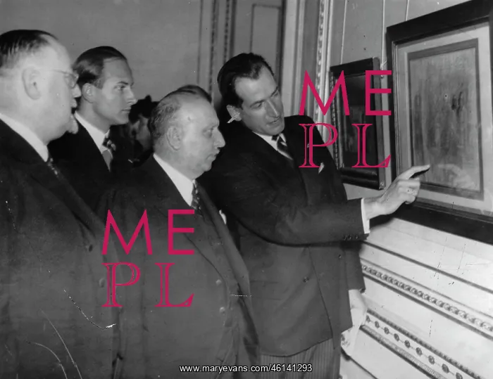 : President Wilhelm Miklas and the Director : President Wilhelm Miklas and the Director