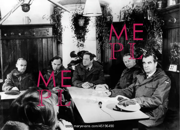 : Press conference of Germans and Americans in command on the : Press conference of Germans and Americans in command on the